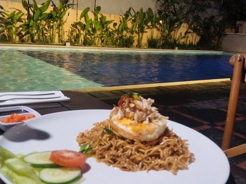 桑蒂大酒店主图