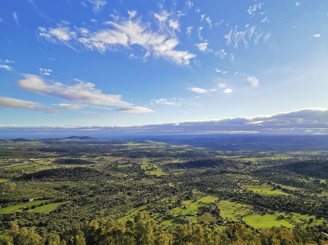 Castillo de Alburquerque-Alburquerque必去景点