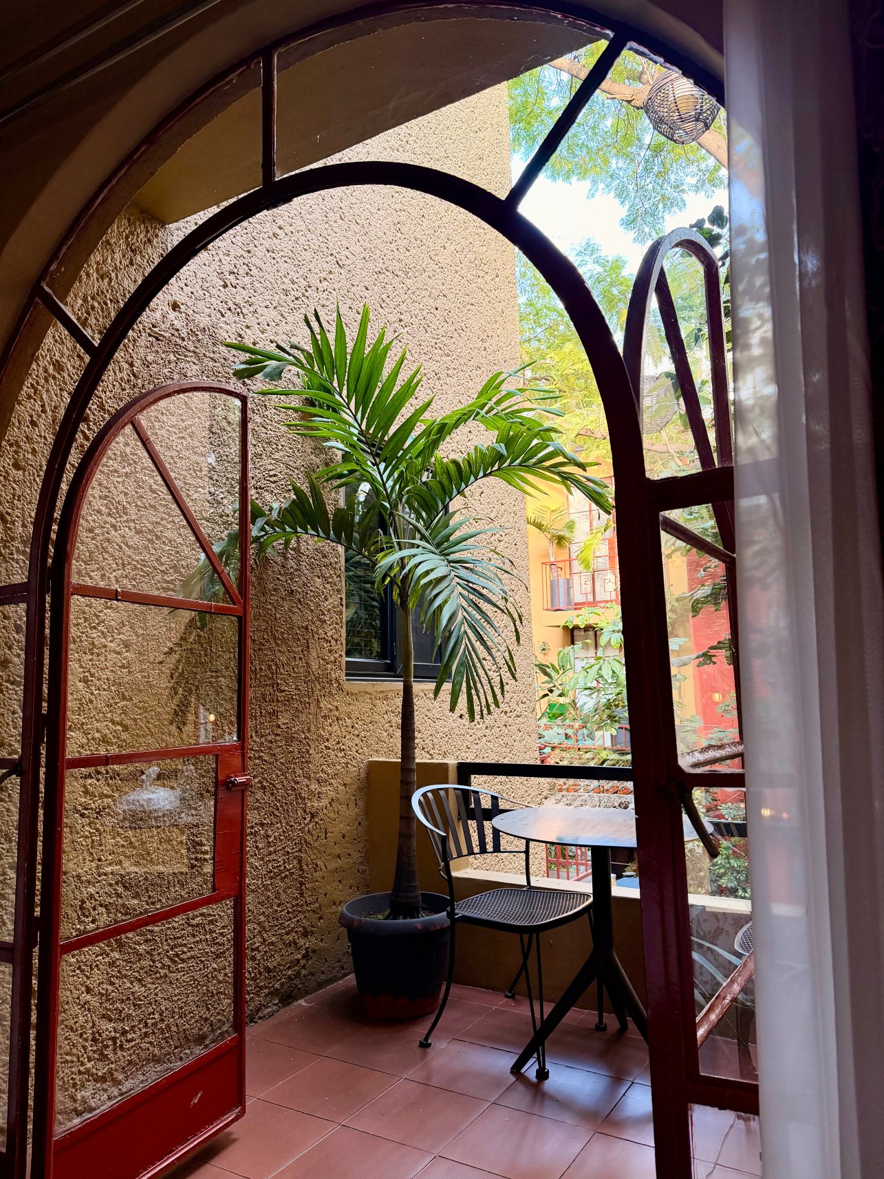 The Red Tree House-客卧