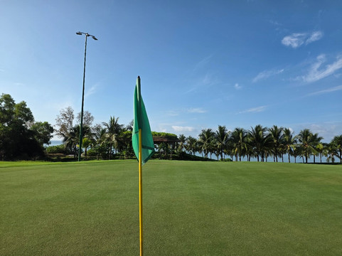 Eschuri Vung Bau Golf-Cua Can必去景点