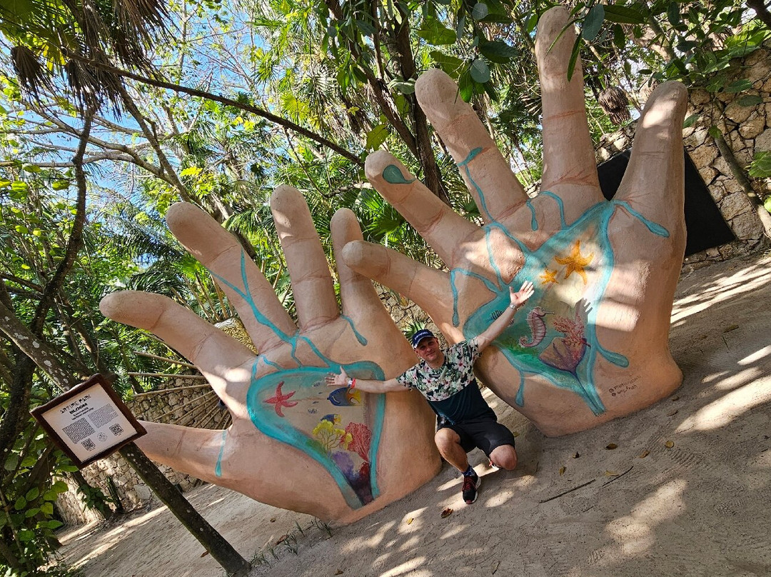 Escultura Ven A La Luz-Tulum Beach必去景点