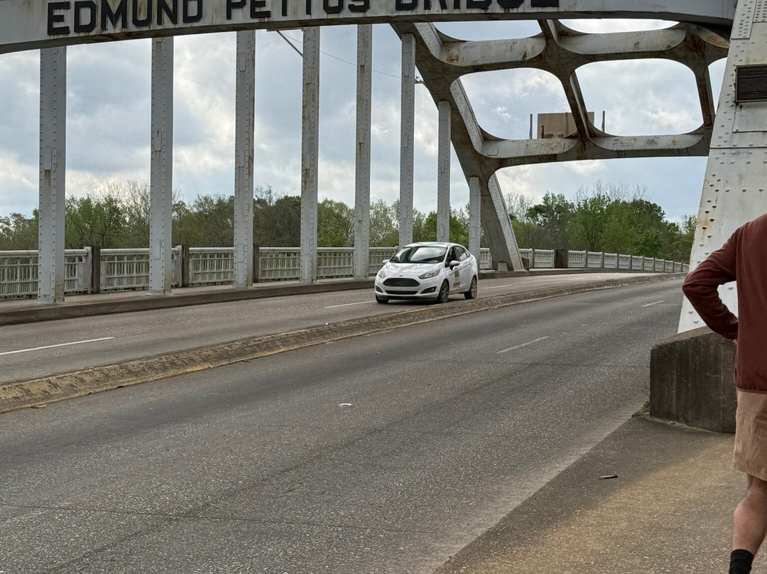 Edmund Pettus Bridge-Selma必去景点