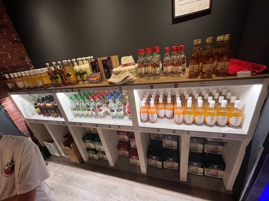 Distillerie du Rhum Montebello-Petit-Bourg必去景点