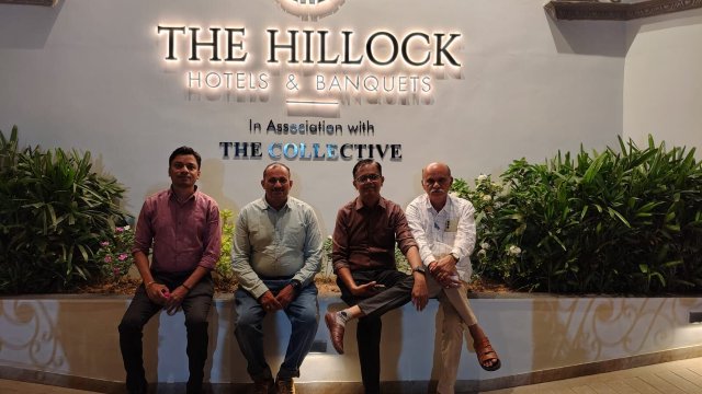 希洛克艾哈迈达巴德-旅行者