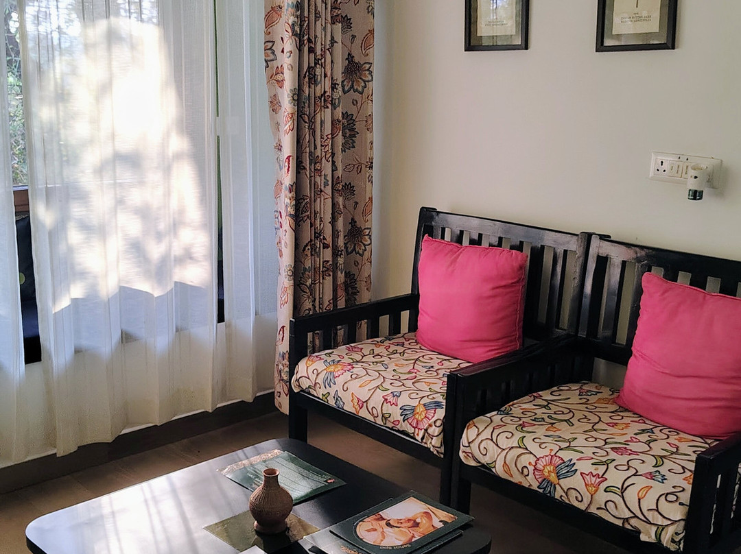 宁静丛林小屋主图