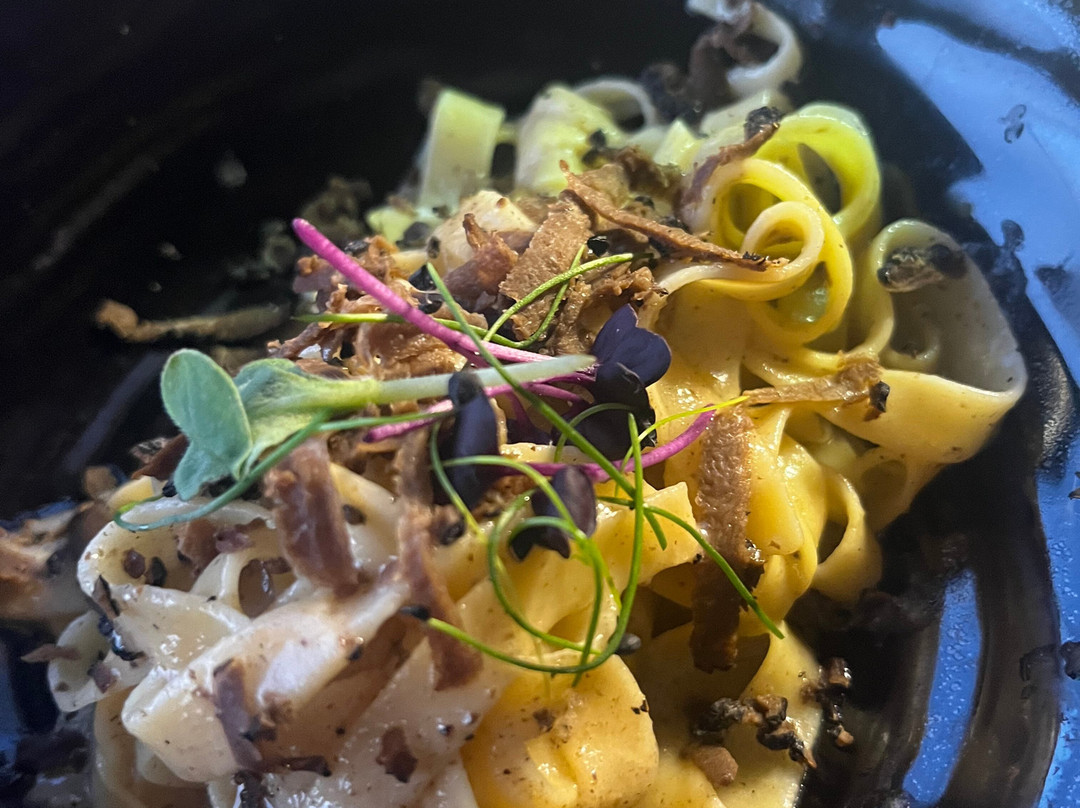 卡斯泰洛湖滨酒店主图