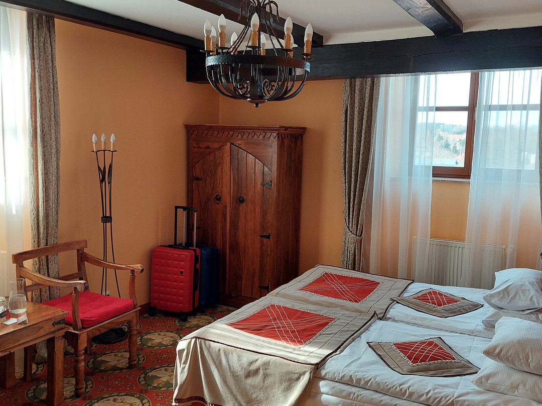 雷恩萨默克酒店主图