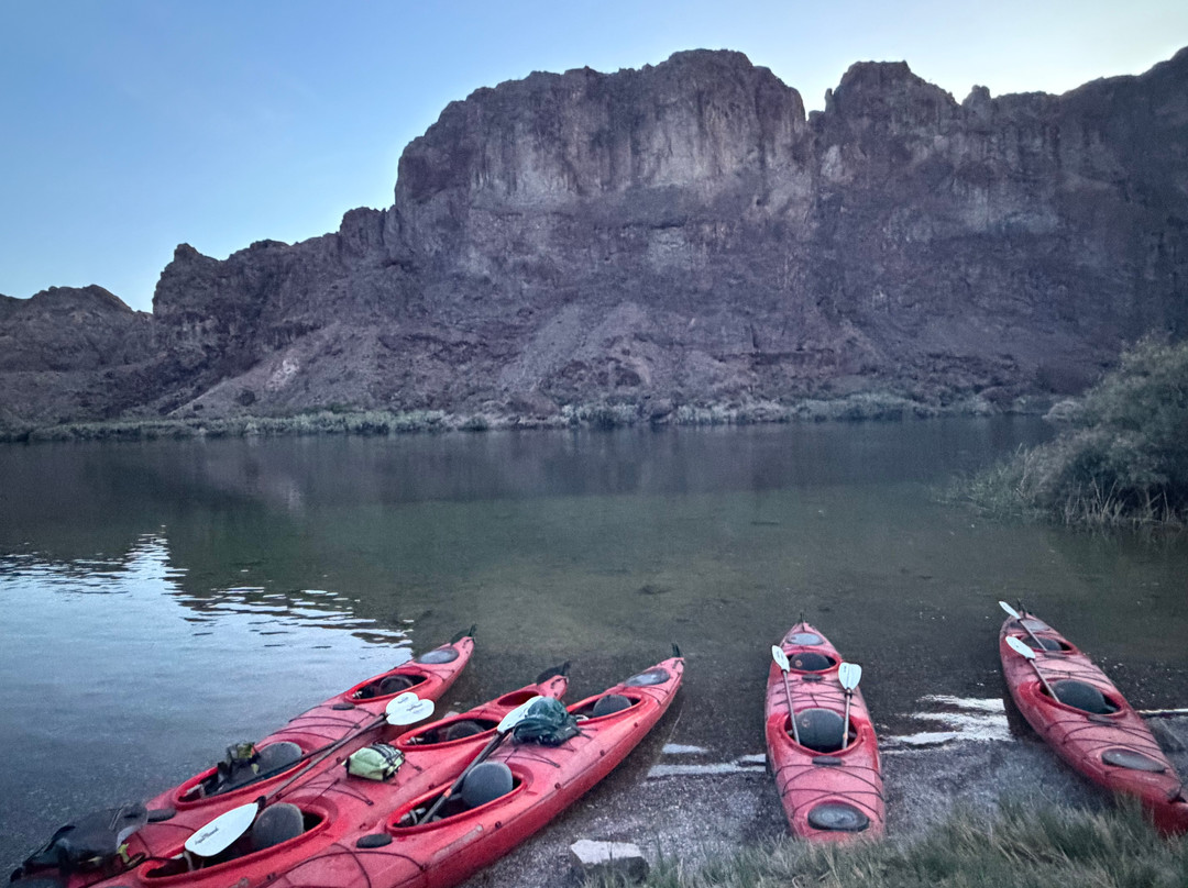 Colorado River Kayak Tours-Willow Beach必去景点