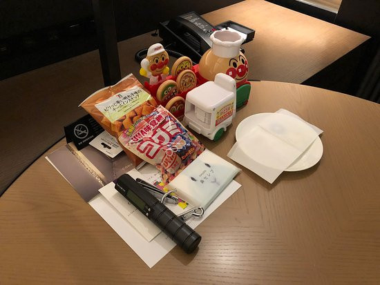 大阪康莱德酒店主图