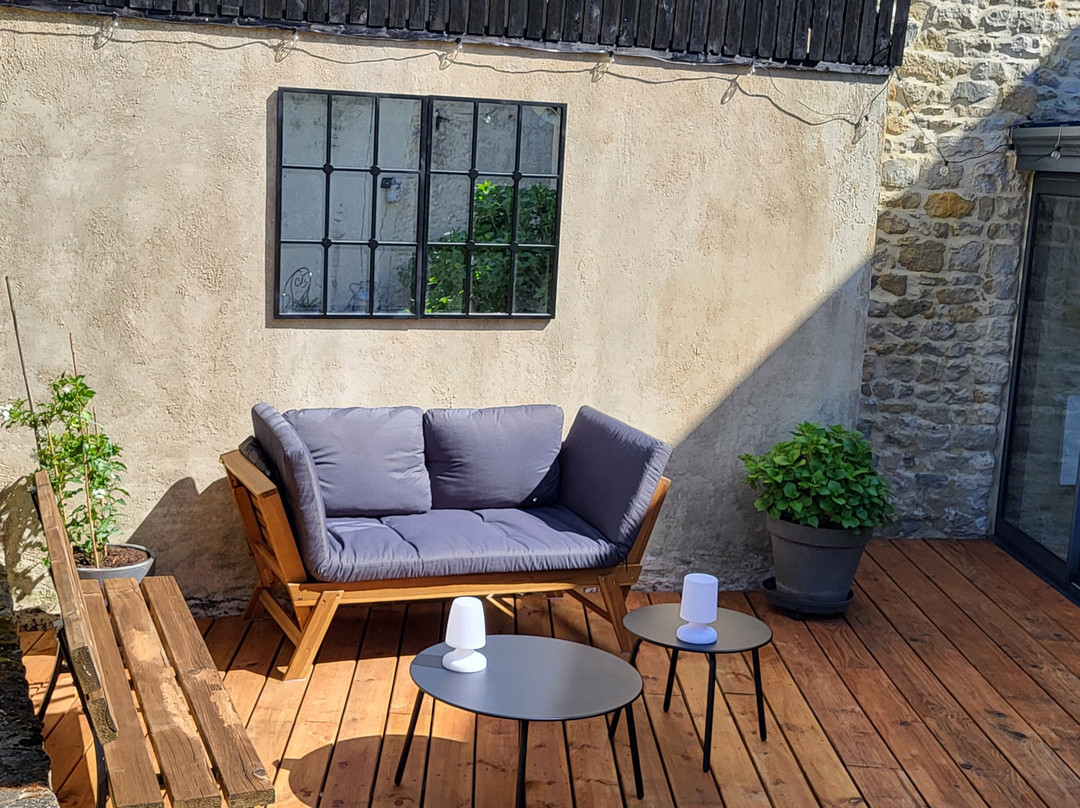Saint-Martin-des-Entrees酒店住宿-Les Lilas de Bellefontaine: Maison de vacances