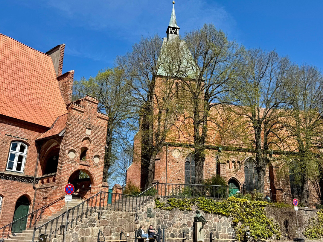 St. Nicolai Kirche-Molln必去景点