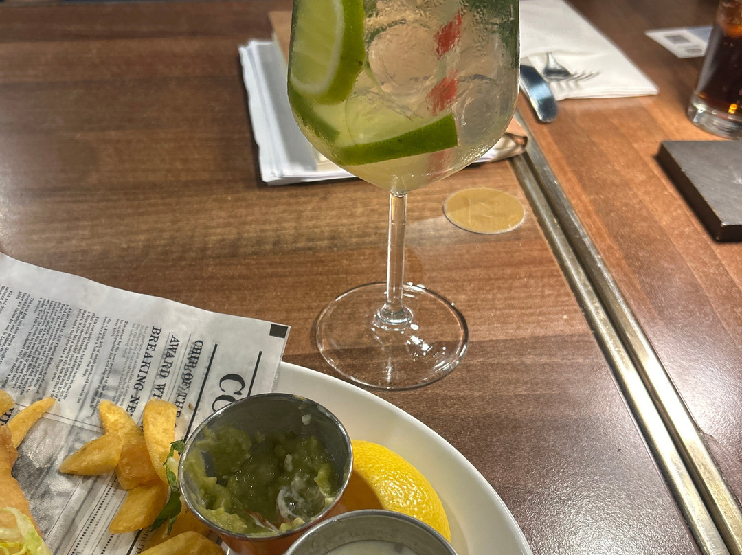 麦克威廉姆公园酒店主图
