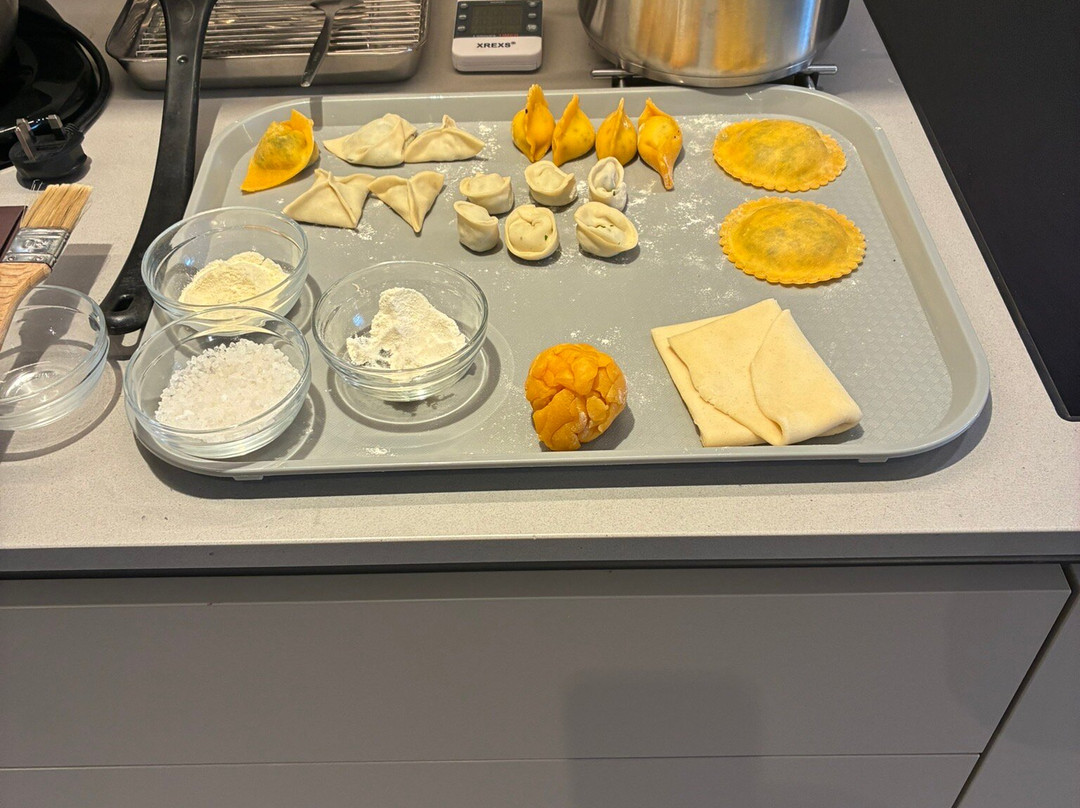 Alain Roux Culinary School-布雷必去景点