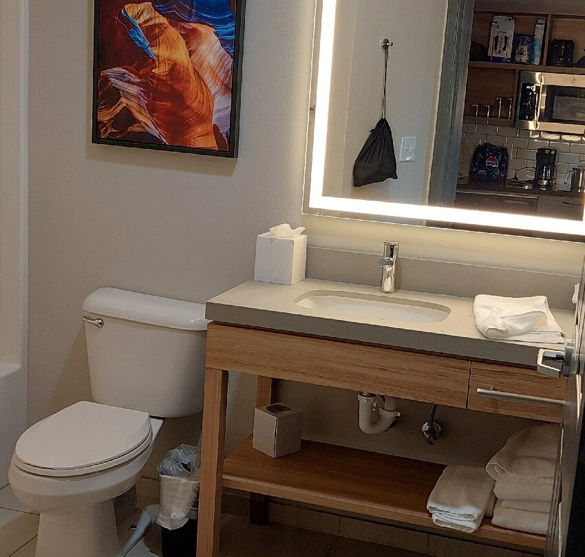 Candlewood Suites 温泉城主图