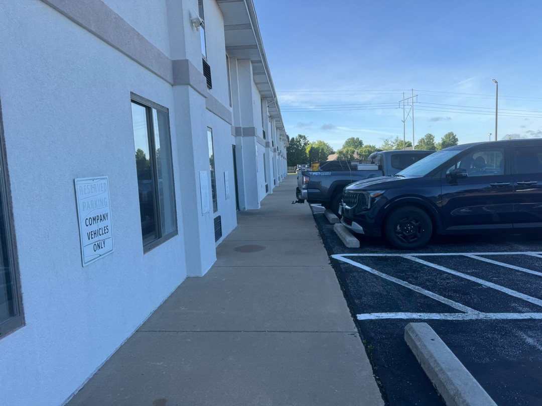 巴特菲尔德路/65号高速公路戴斯酒店主图