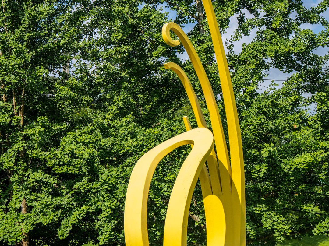 Robert T. Webb Sculpture Garden-多尔顿必去景点