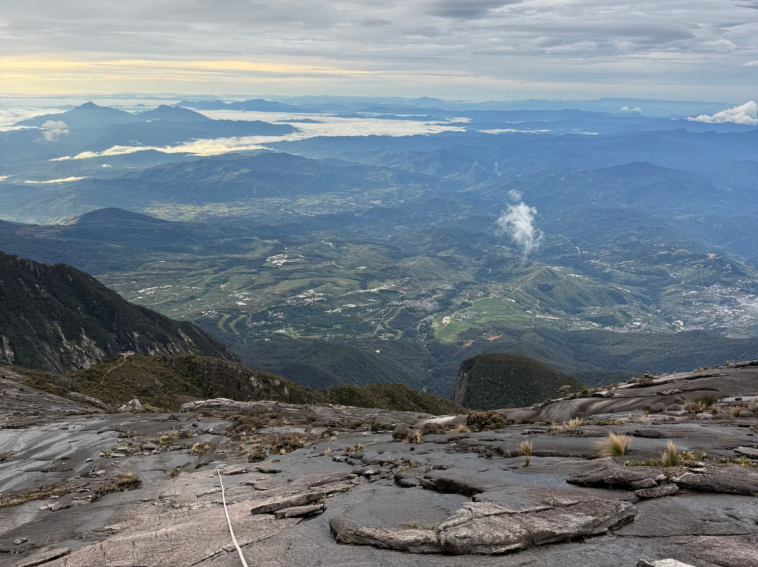 Let's Climb Mount Kinabalu-亚庇区必去景点