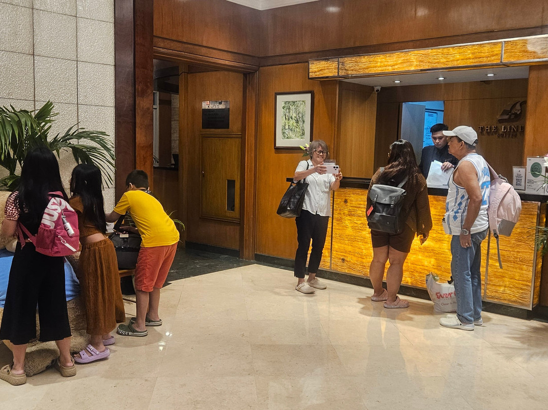 林登套房酒店主图