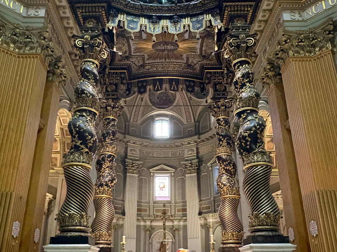 Mary, Queen of the World Cathedral-蒙特利尔必去景点