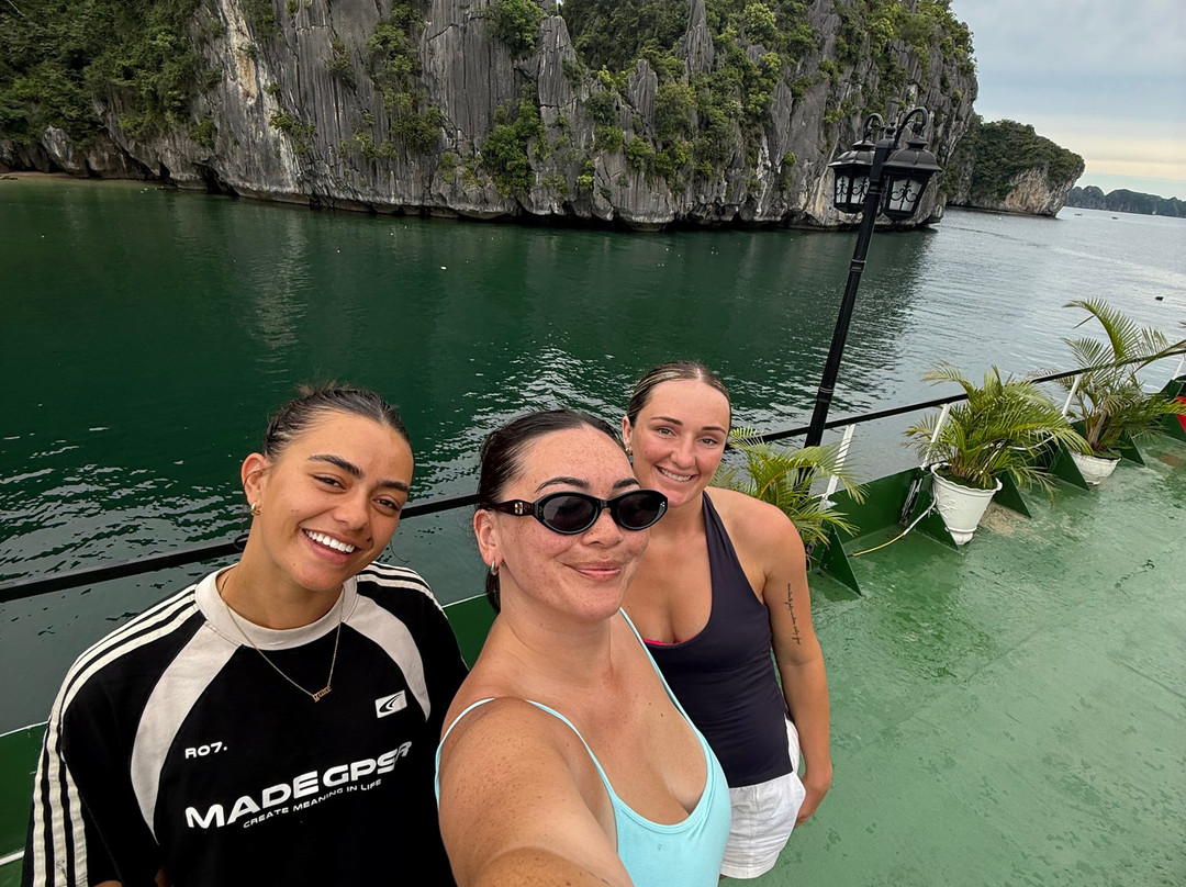 Cat Ba Smile Tours-卡巴必去景点