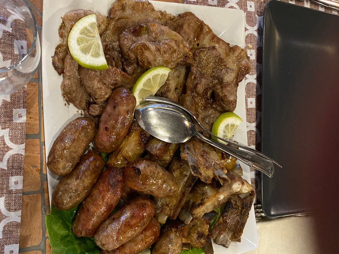 薇欧雷乡村酒店主图