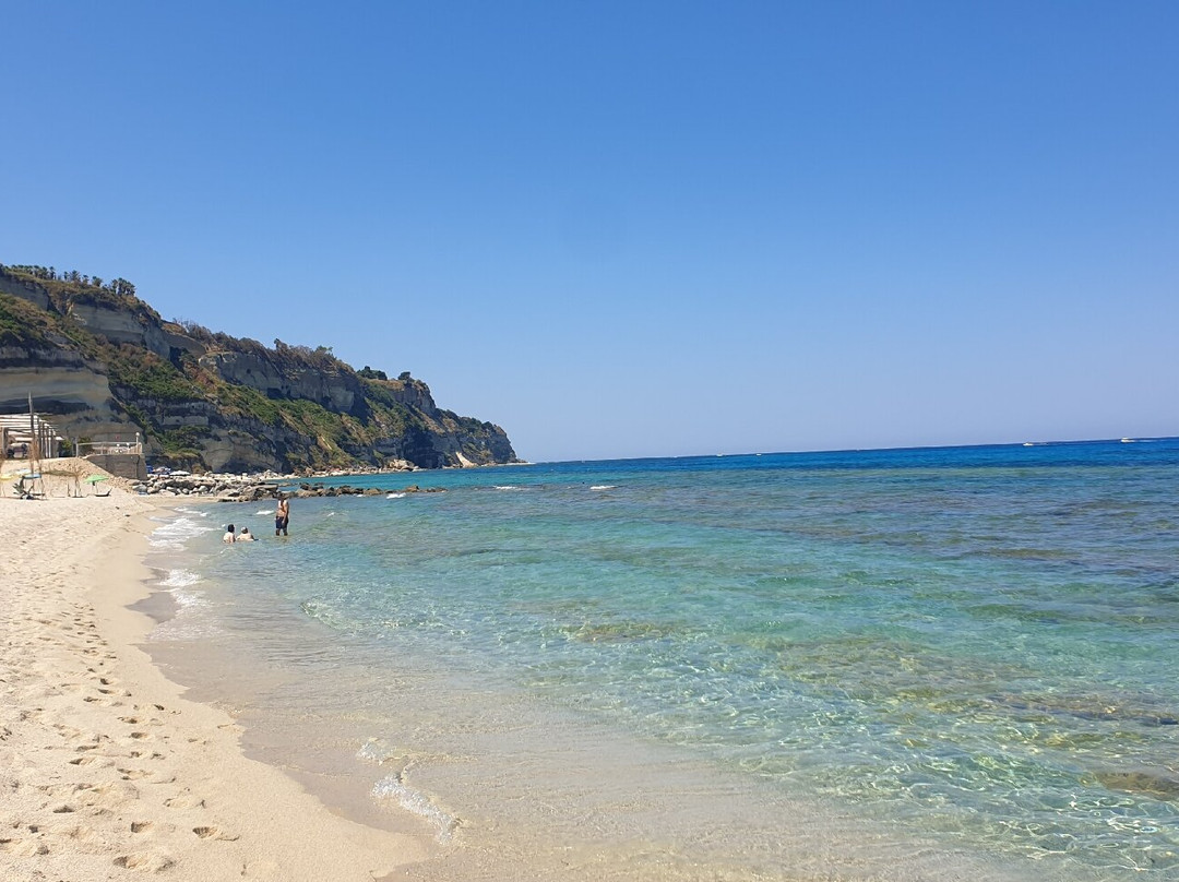 Spiaggia Di Riaci-Santa Domenica必去景点