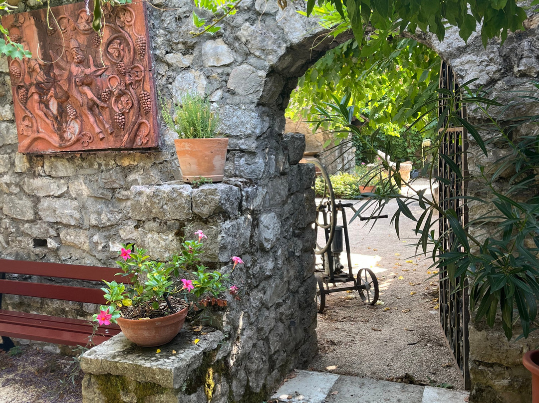 Museum Alphonse Daudet-Saint-Alban-Auriolles必去景点