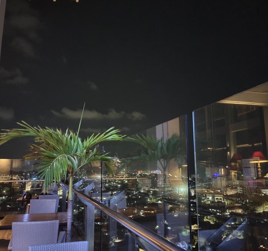 格兰沙努尔酒店主图