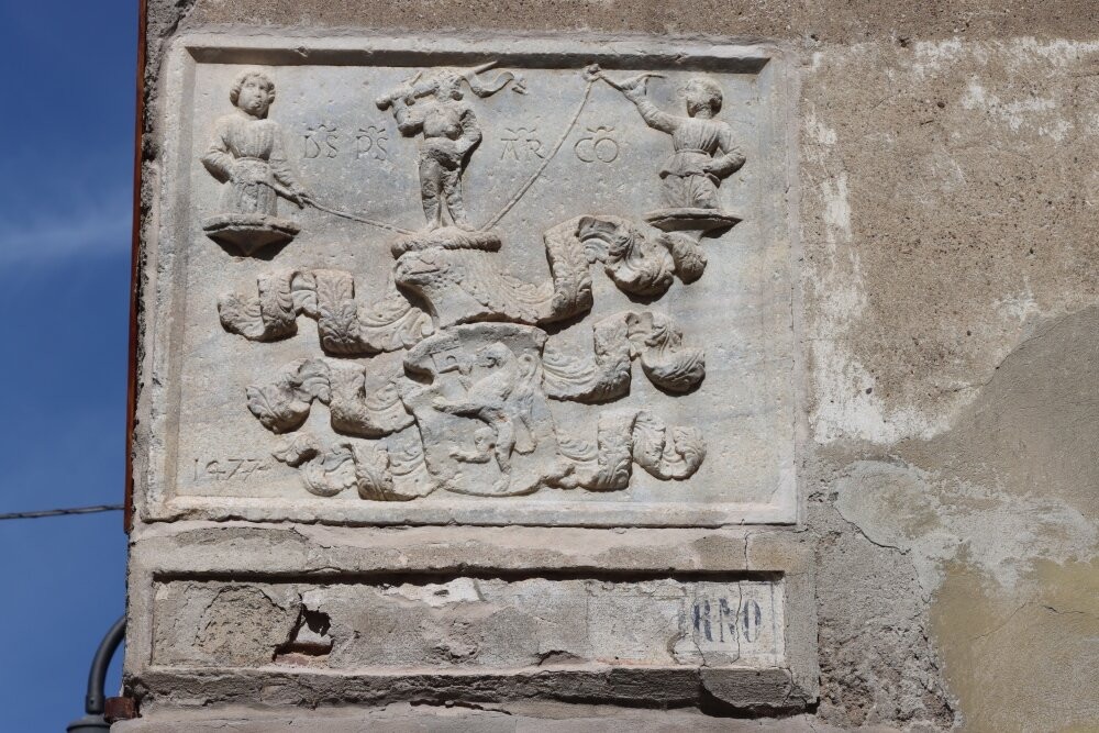 Piazzetta del Padreterno-Castiglione Olona必去景点