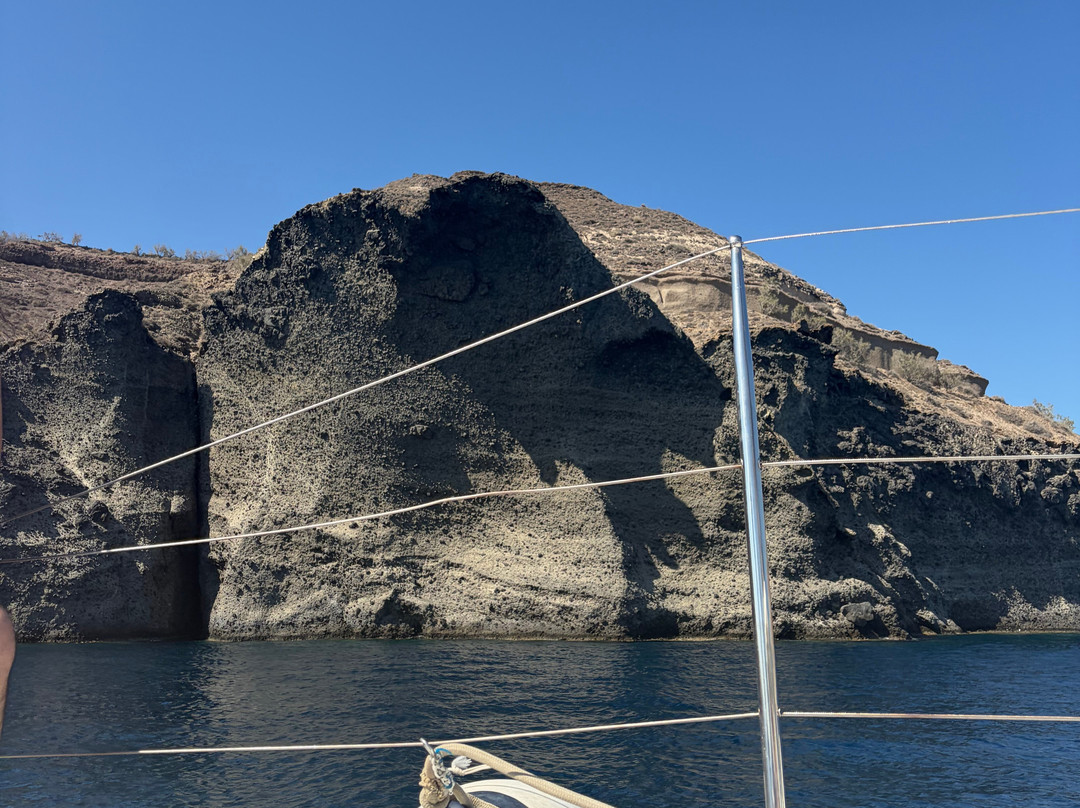 Vista Yachting Santorini-圣托里尼必去景点