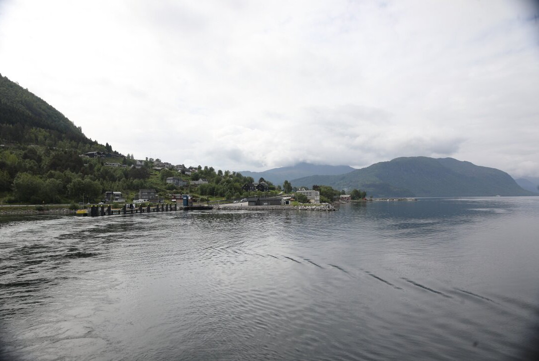 Le quai de ferry de Sølsnes