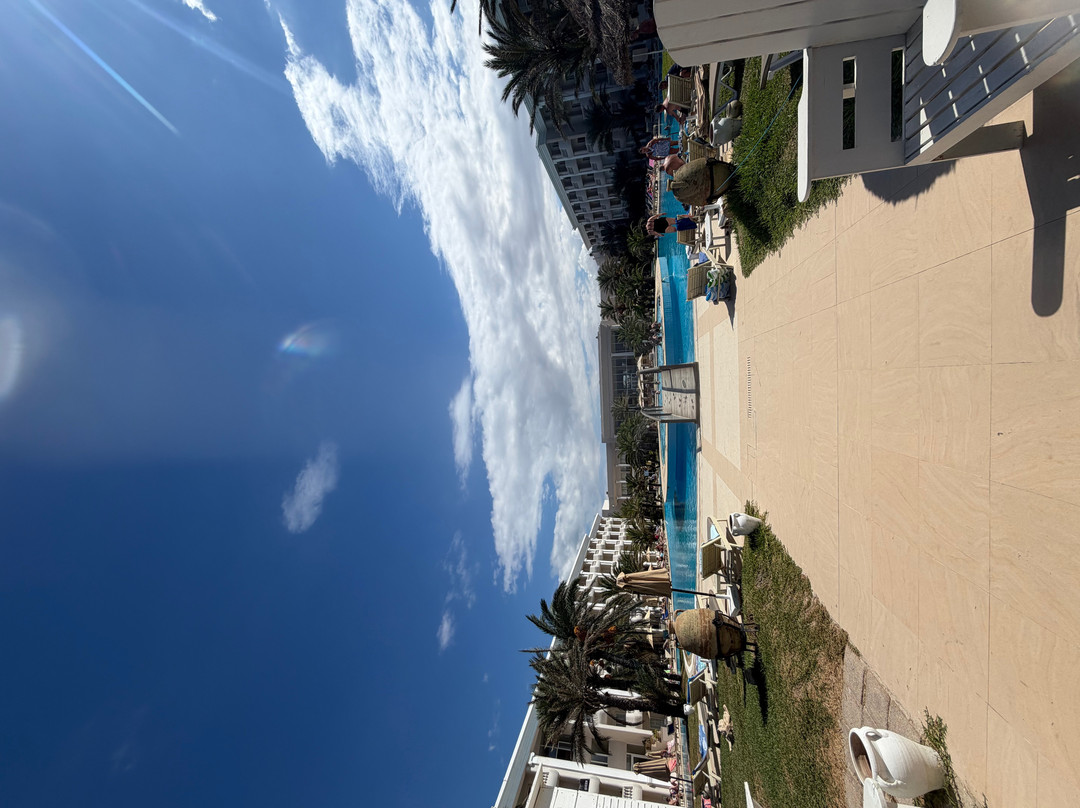皇家海景莫纳斯提尔酒店主图