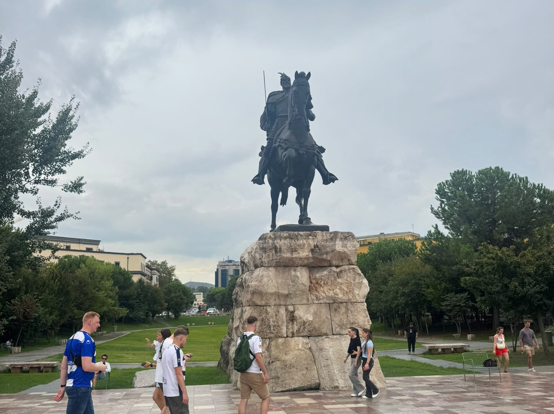 Skanderbeg Square-地拉那必去景点