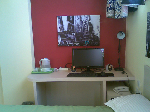 麻雀迷你客房主图