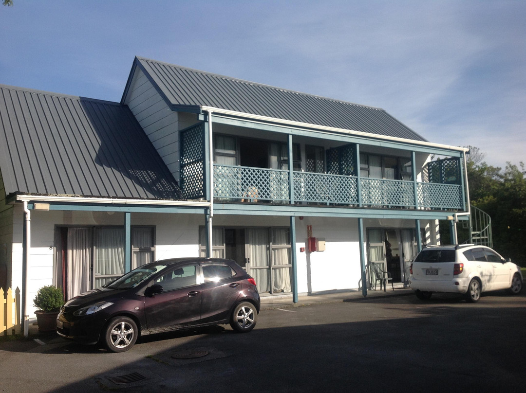 Breeze Motel