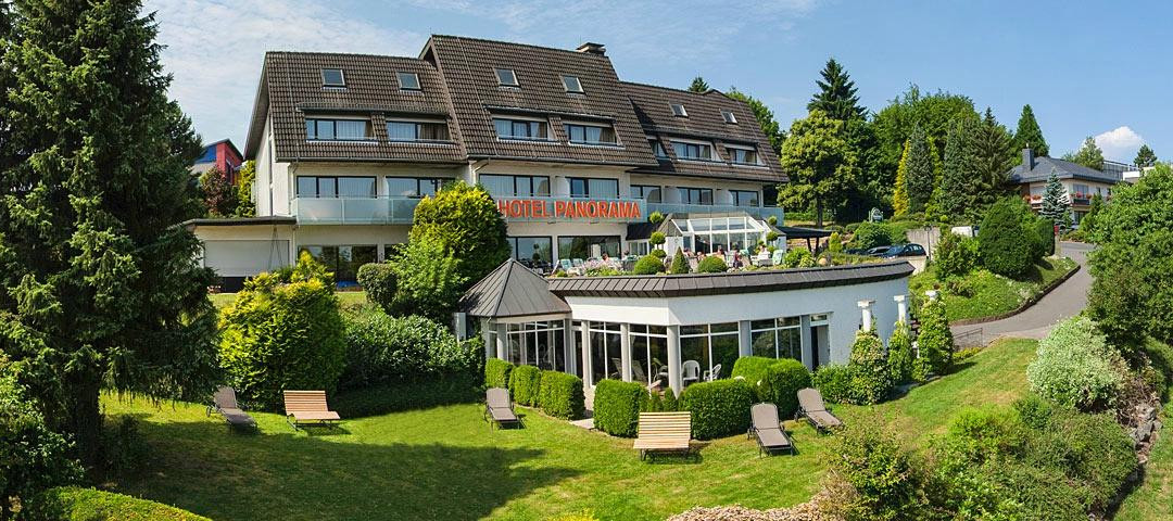 Darscheid酒店住宿-Hotel Panorama