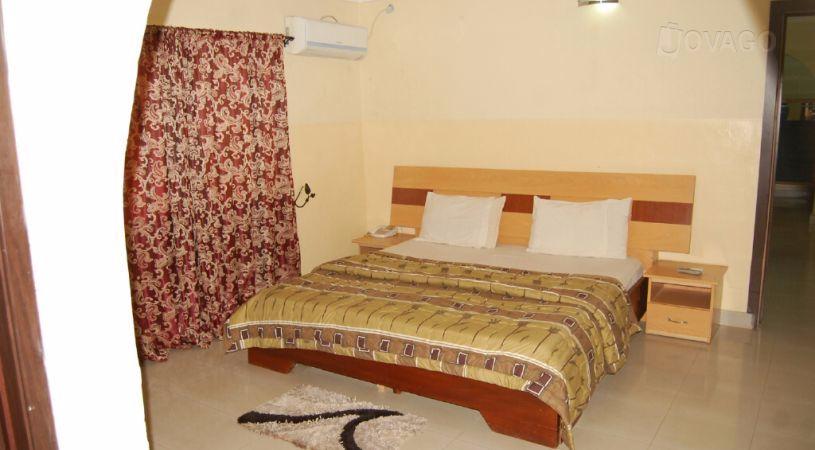 Plaza De Aruna Hotel-官方