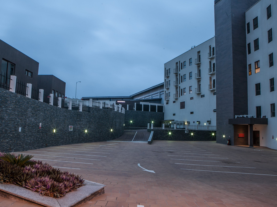 Oak Plaza Suites - Kumasi主图