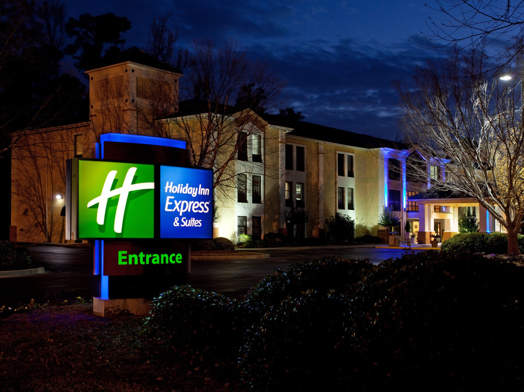 Holiday Inn Express & Suites Lexington-Hwy 378 by IHG