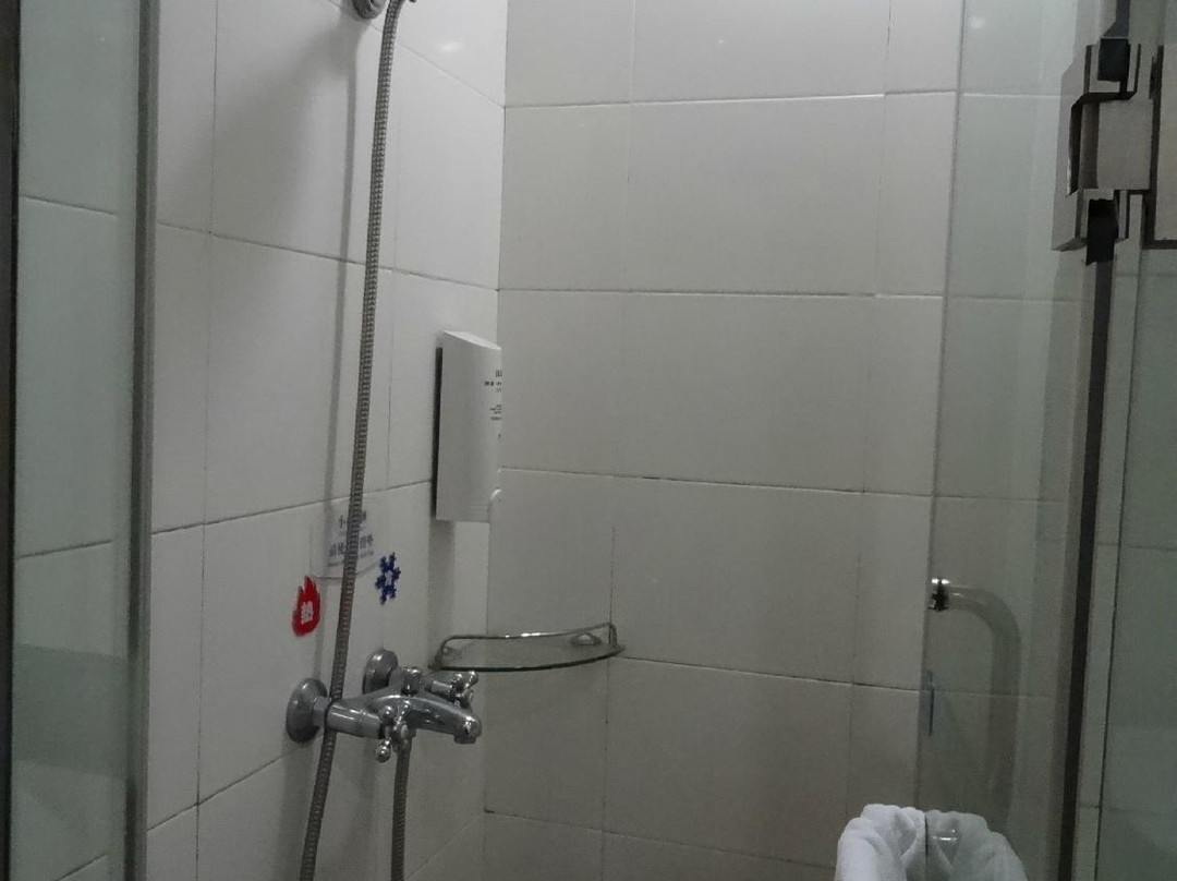 汉庭酒店(绍兴柯桥会展中心店)主图