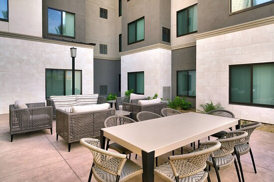 Residence Inn La Quinta主图