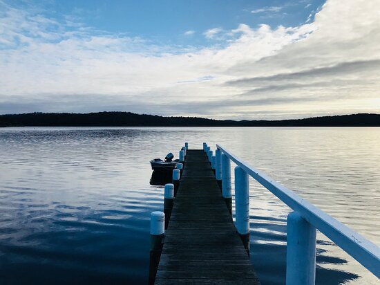 Lakeside Drive Walking Track景点图片
