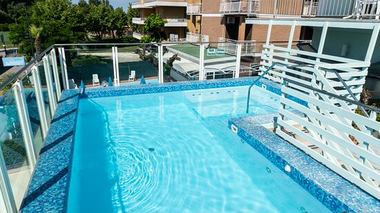 Hotel Bahamas