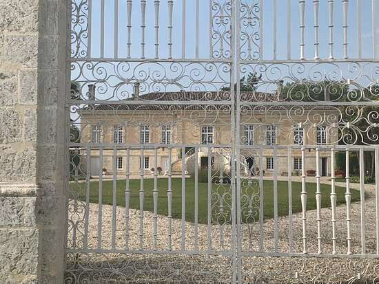 Chateau Balac-Saint-Laurent-Medoc必去景点