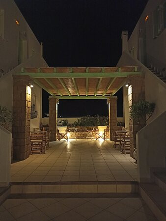 Agalipa Studios主图