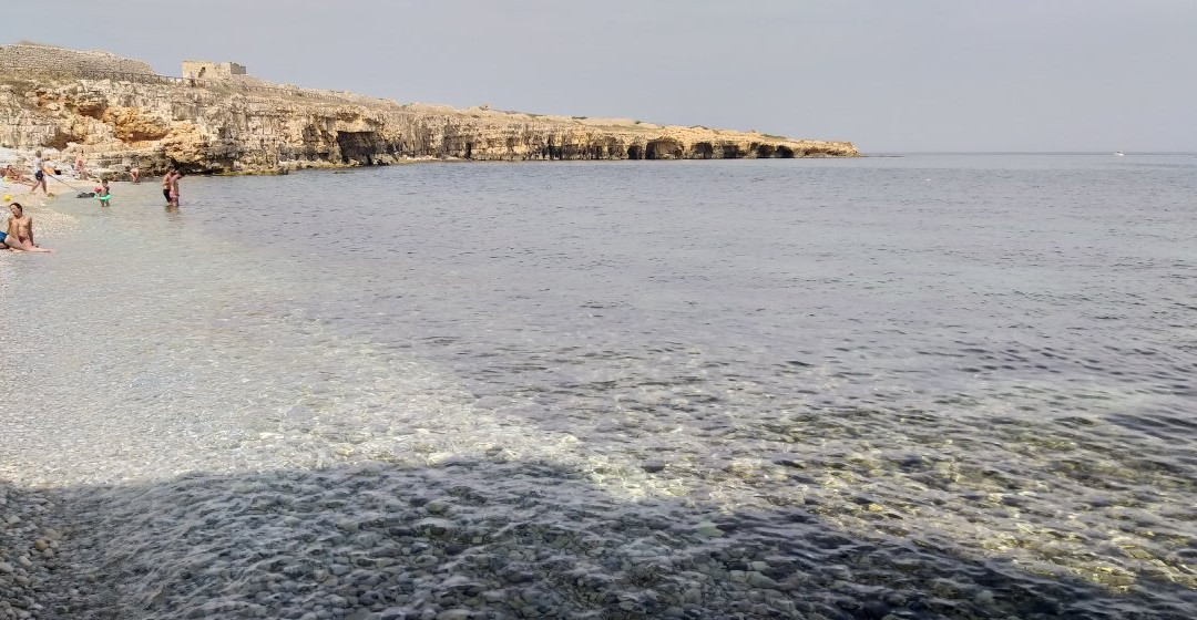 Spiaggia La Grotta-比谢列必去景点