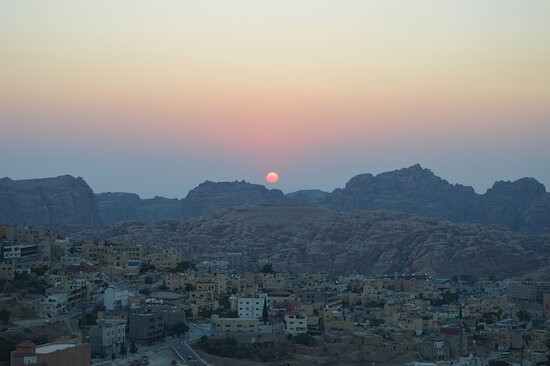 利豪大酒店主图