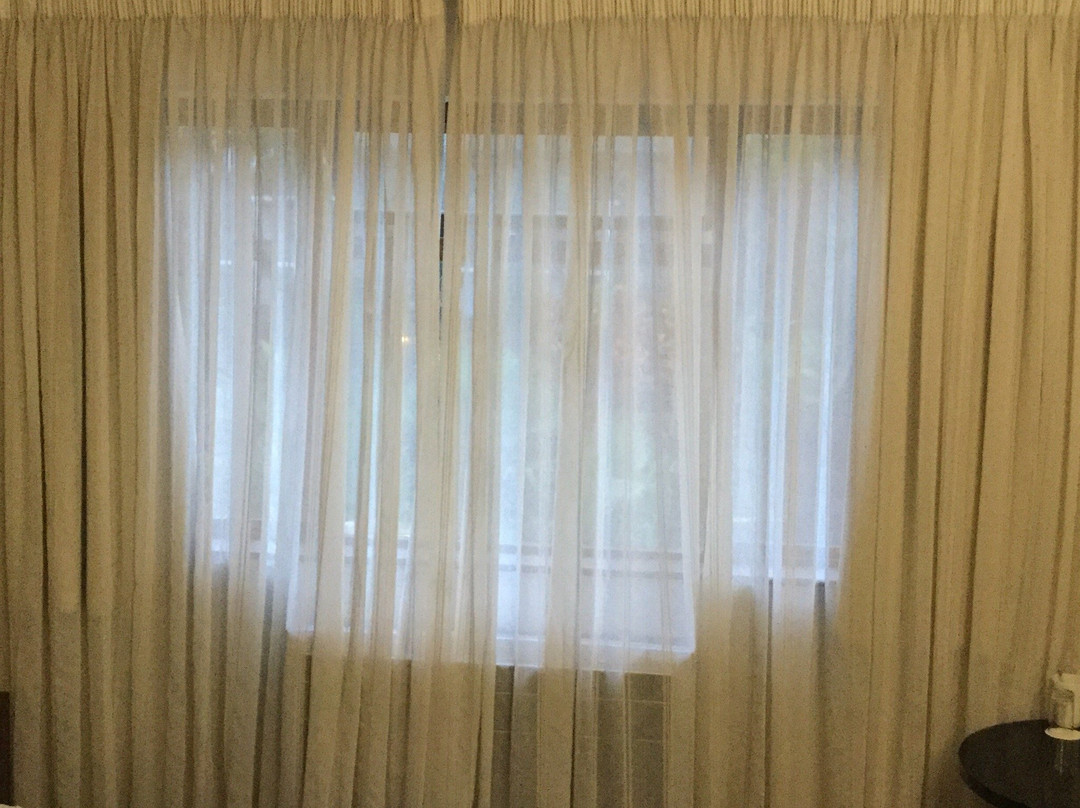 派恩敦顶级酒店主图