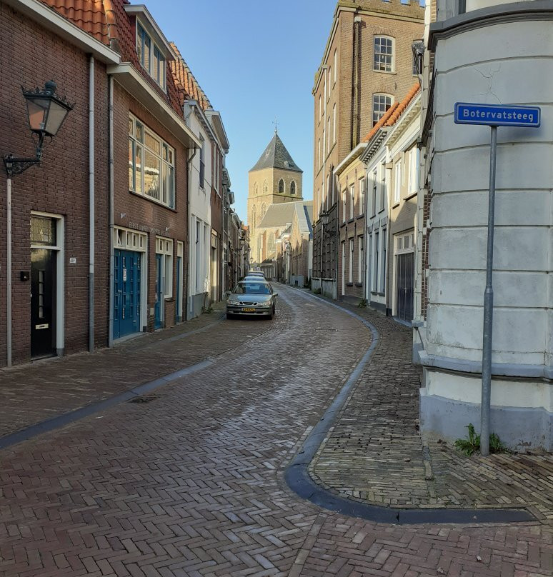 Onze Lieve Vrouwekerk Of Buitenkerk-坎彭必去景点