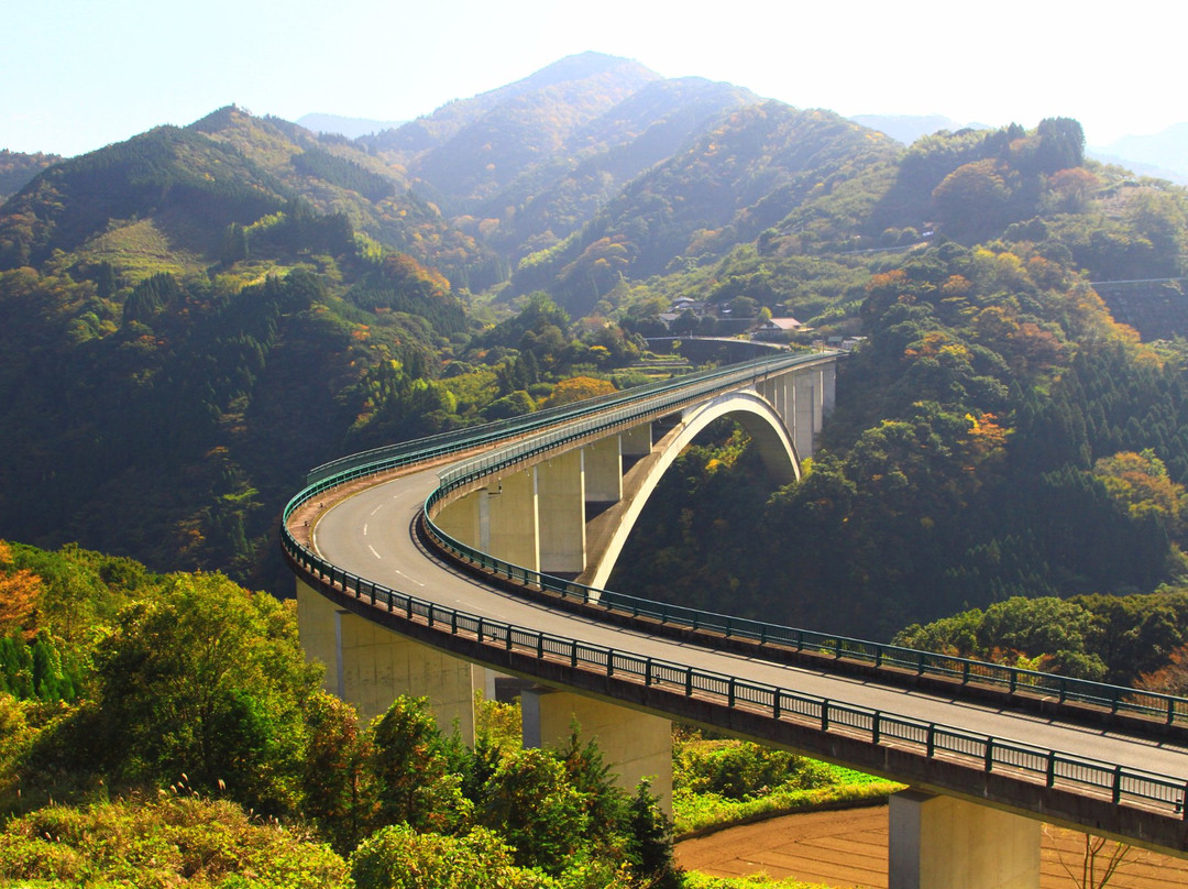 Tensho Bridge景点图片